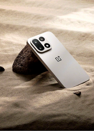 OnePlus 15 16 GB RAM + 512 GB Dual-SIM Arena