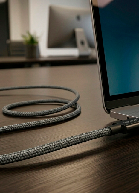 Verizon 1.2M USB-C to USB-C Black Trenzado Charge & Sync Data Cable